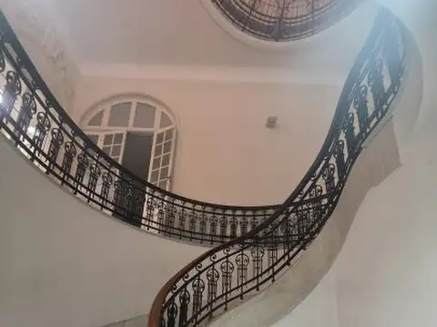 ALQUILER OFICINA FLORIDA y CORDOBA SIN EXPENSAS Frente a GALERÍA PACÍFICO 900m2