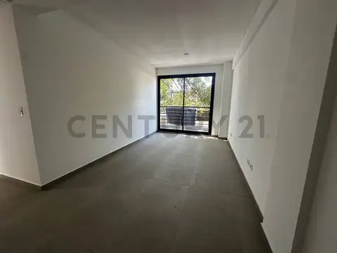 Remedios de Escalada de San Martin 2300, Piso 2