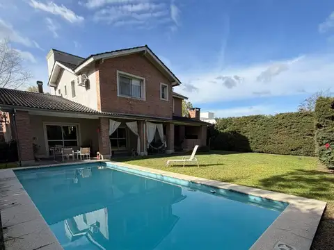 Casa en Venta en Countries y Barrios Cerrados en Escobar, Partido de Escobar