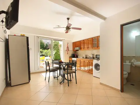 Depto Tipo Casa 4 ambientes con 2 baños