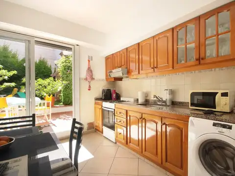 Depto Tipo Casa en Venta con 2 cocheras