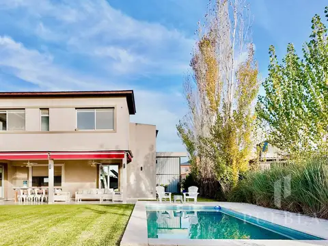 Casa en Venta de 4 dormitorios