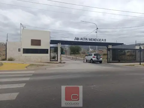 COCUCCI INMOBILIARIA VENDE terreno el Las Heras