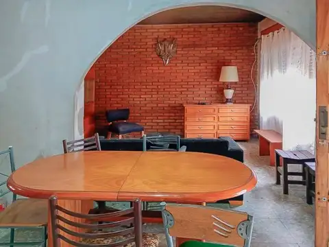 Casa en venta en Castelar Norte