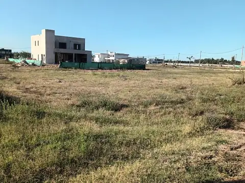 LOTE 145 LAGOS II DE CANNIG A METROS DE S. CABRAL.