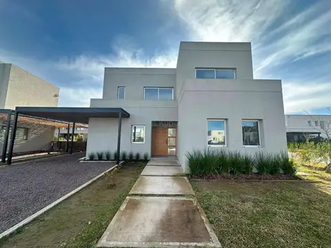 Casa en Venta en Nordelta Carpinchos, Nordelta
