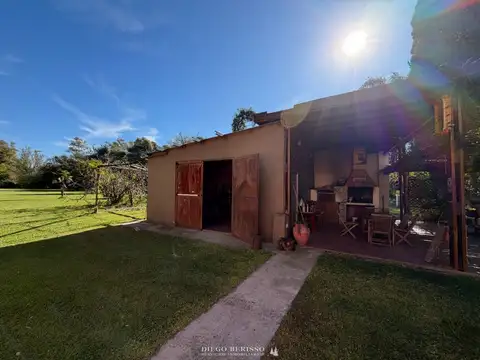 CHACRA EN PILAR  - SANTA COLOMA