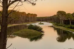 Actividades deportivas futbol, paddle, golf, tenis, polo, hockey en Villarobles en Costa Atlantica