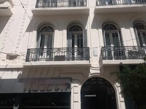 FLORIDA 440. CABA oficina , edificio frances , muy distinguida.