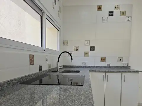 Depto Tipo Casa en Venta en San Justo, USD 100.000