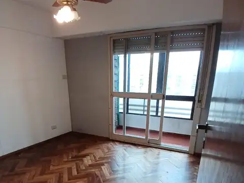 Corrientes 2144 piso exclusivo 2 dormitorios