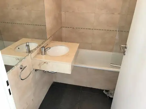Departamento en Alquiler con 1 cocheras