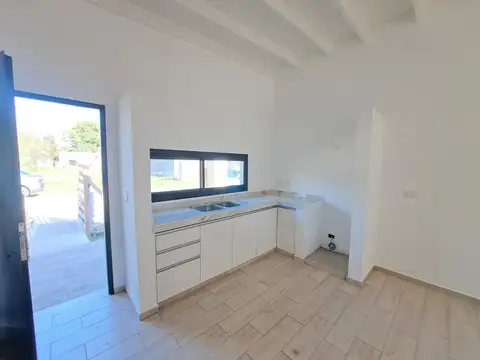 Casa en Venta en Loma Verde, USD 115.000
