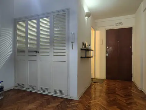 Lavalle 1700, Piso 4
