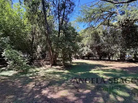 Terreno en Venta en Parque Jularó, USD 38.000