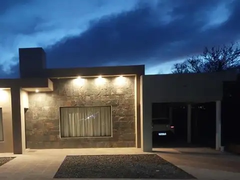 Casa, Villa de Soto. Se permuta