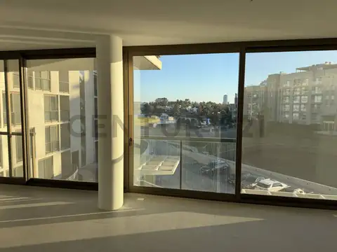 Departamento 4 ambientes con 3 baños