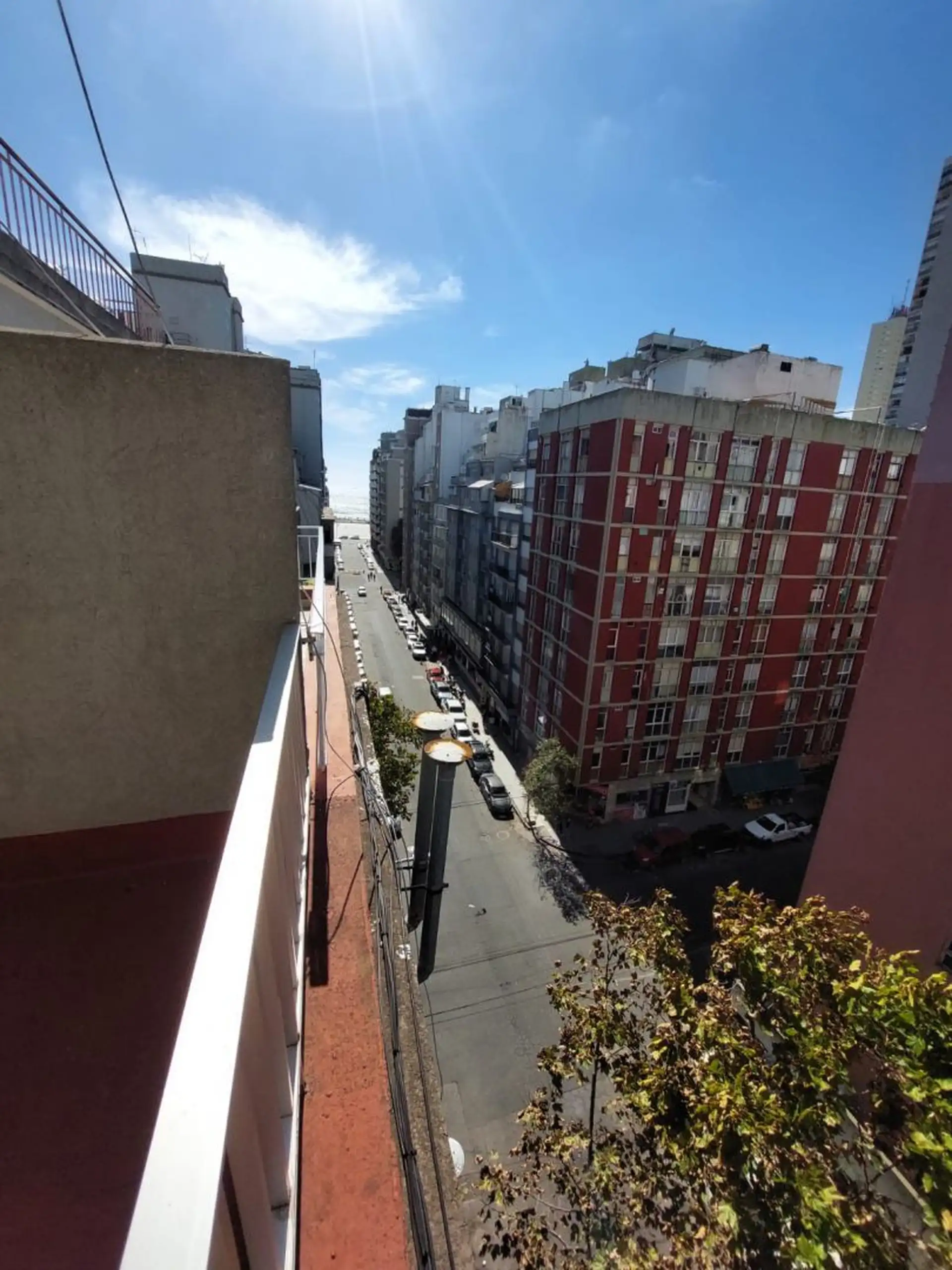 Monoambiente en alquiler amoblado con balcón terraza - Antigua Terminal