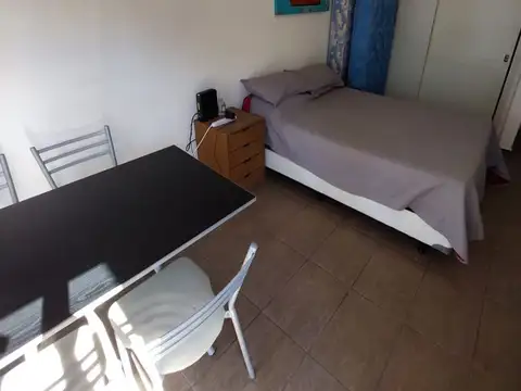 Departamento en Alquiler en Paseo Aldrey, $ 450.000