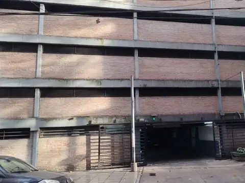 Cochera - Venta - Argentina, Capital Federal - Laprida 1980