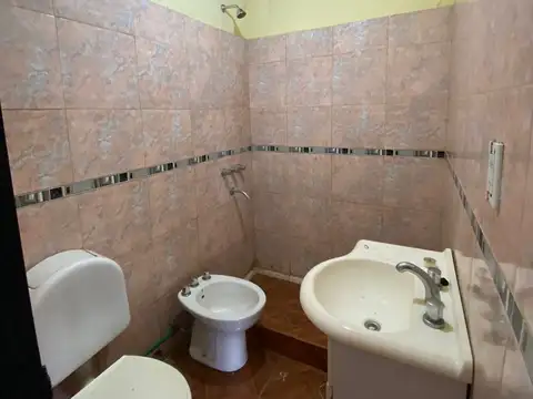Departamento en Alquiler en Gutierrez, $ 500.000