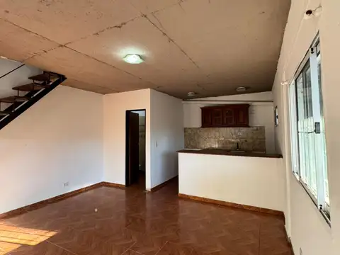 Departamento en Alquiler en Bosques, $ 500.000