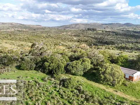 Chacra en venta de 3 ha con casa para reciclar Maldonado Uruguay