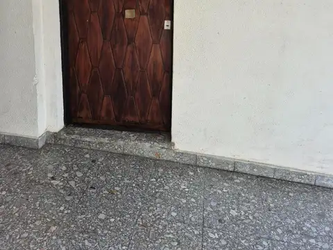 Malaver 1900, Piso PB