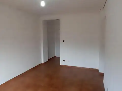 Departamento en Alquiler en Villa Pueyrredon, $ 750.000