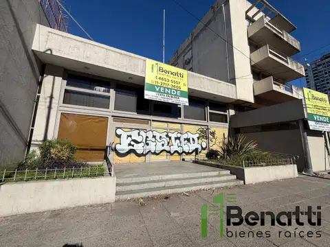 Av. Rivadavia 13700