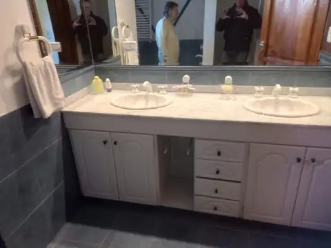 Maestros Neuquinos 900