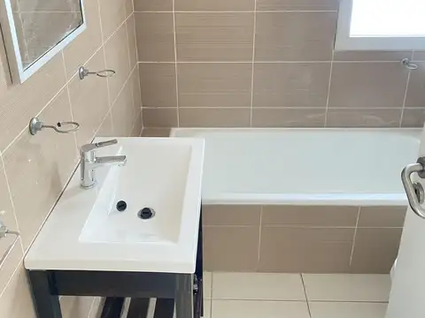 Departamento en Venta en San Nicolas De Los Arroyos, USD 85.000