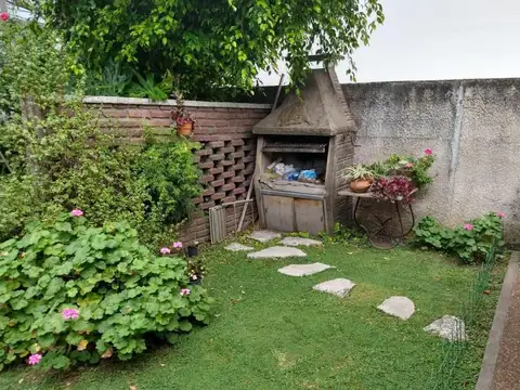 Depto Tipo Casa en Venta en General San Martin, USD 159.000