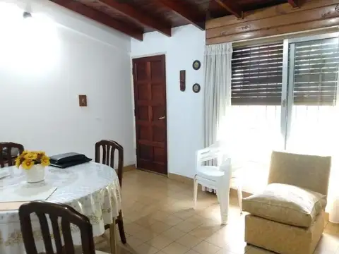 Depto Tipo Casa en Venta 45 años