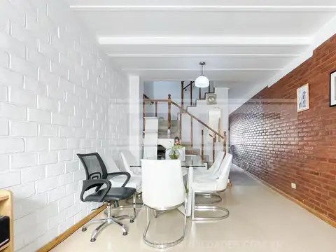 Depto Tipo Casa en Venta de 4 ambientes