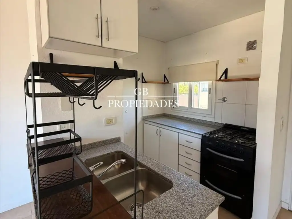 Departamento en Venta con cochera