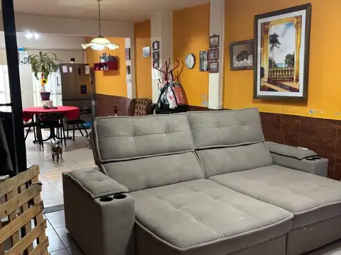 Av Eugenio Garzon 4900