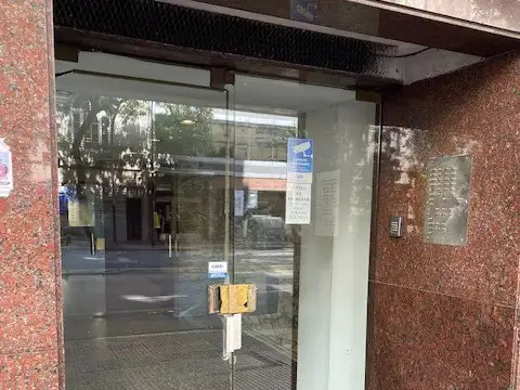 Av. Córdoba 1400, Piso 5