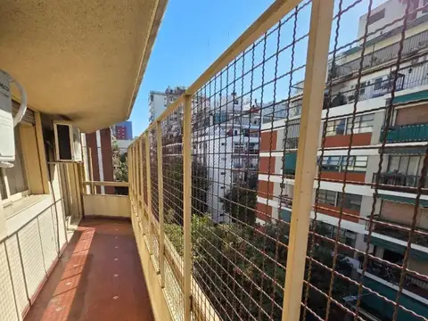 Venta 3 ambientes c/dep o 4,COCHERA, Balcon super luminoso