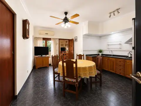 Depto Tipo Casa en Venta de 4 ambientes