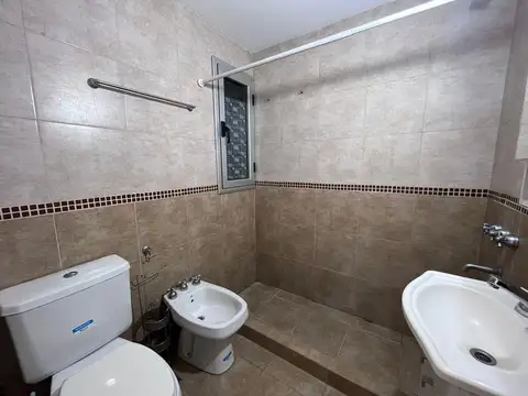Departamento en Alquiler en Microcentro, $ 460.000