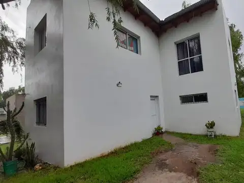 Casa en Venta en Roldan, San Lorenzo