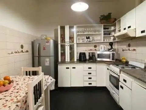 Depto Tipo Casa en Venta 60 años