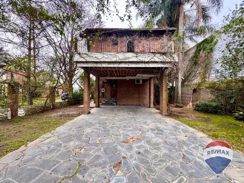 CASA EN VENTA EN GONNET