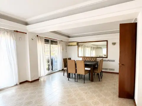 Departamento en Venta en Flores, USD 435.000