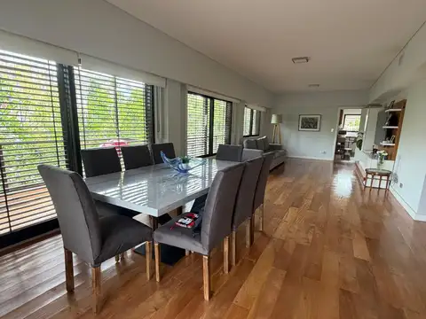 Departamento en Venta de 5 ambientes