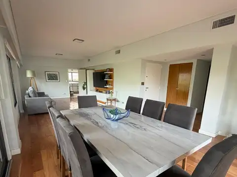 Jose Luis Cantilo 4100, Piso 2