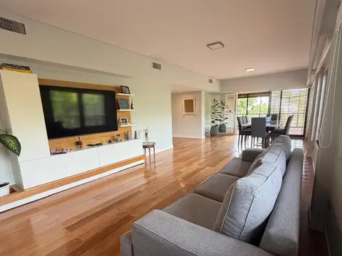 Increible Piso en Venta en Impecable Estado.