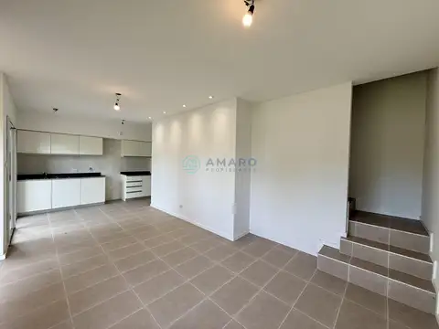 VENTA · DUPLEX · DOS DORMITORIOS · JARDÍN · PARRILLERO · TIERRA DE SUEÑOS II