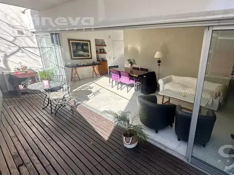 Cómodo Piso privado Frente a Estación Olivos.